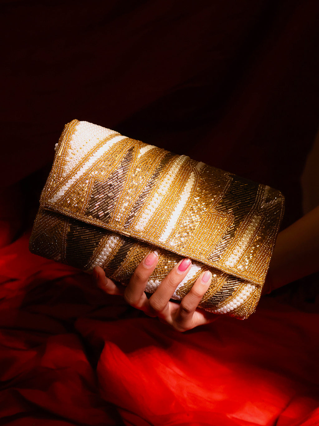 Golden river clutch