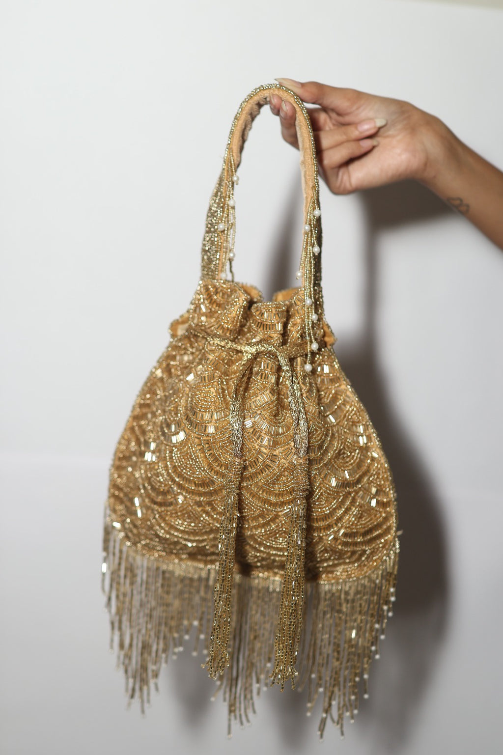 Drawstring Beaded Potil