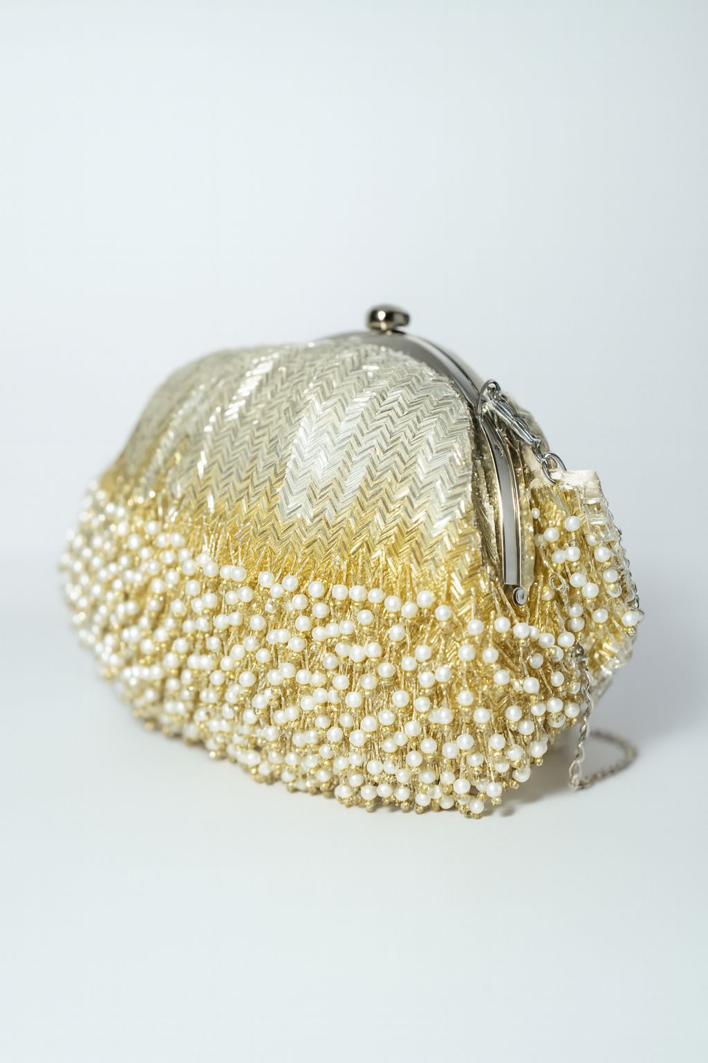 Peral Fringe Clutch
