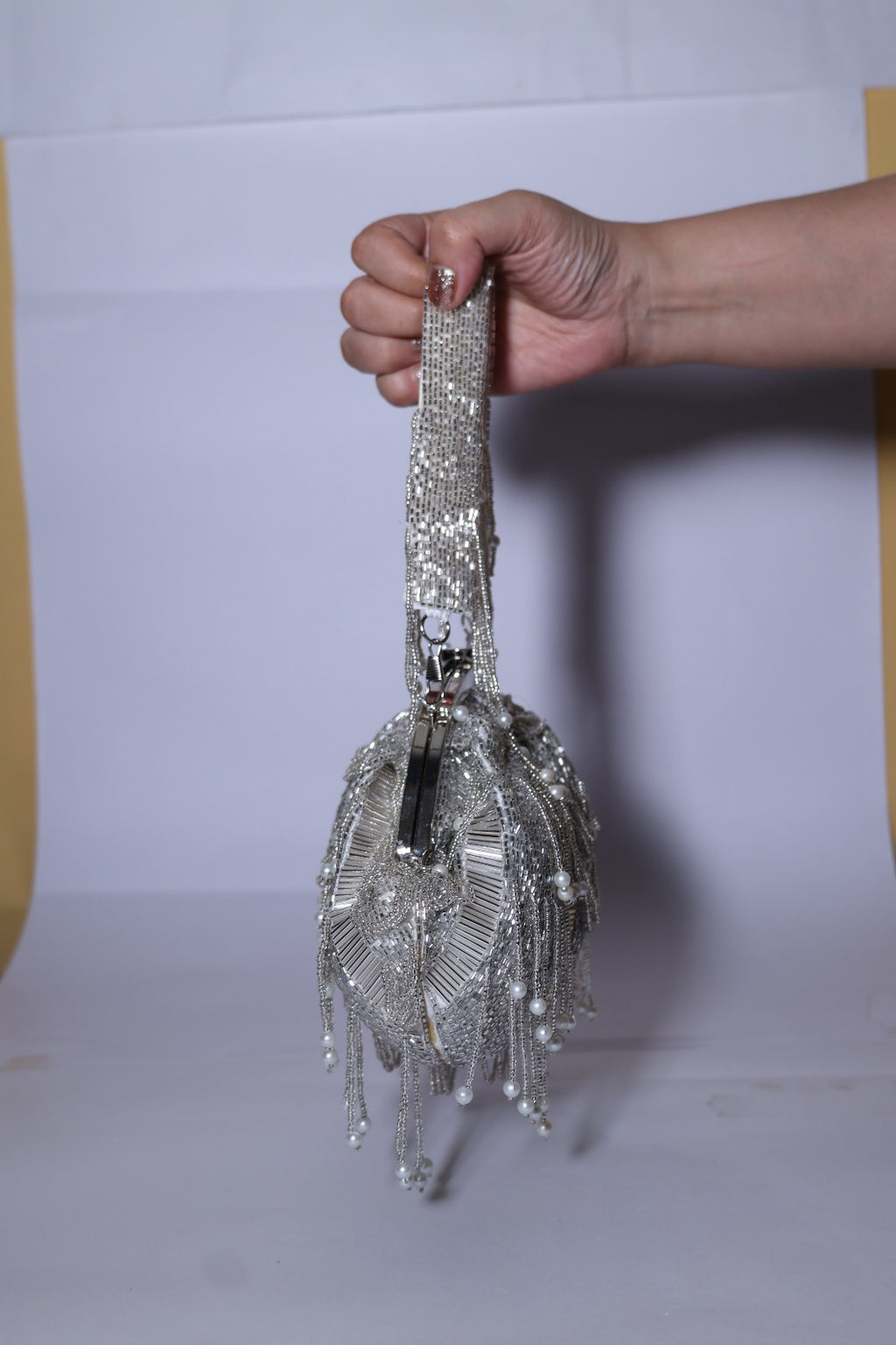 Sliver Crystal Cascade clutch