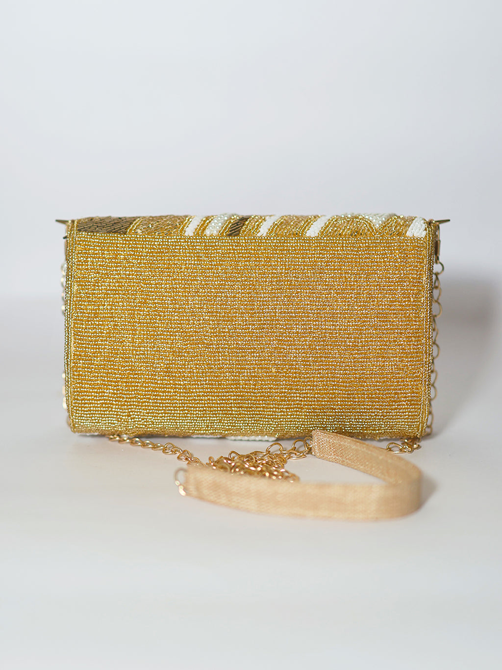 Golden river clutch