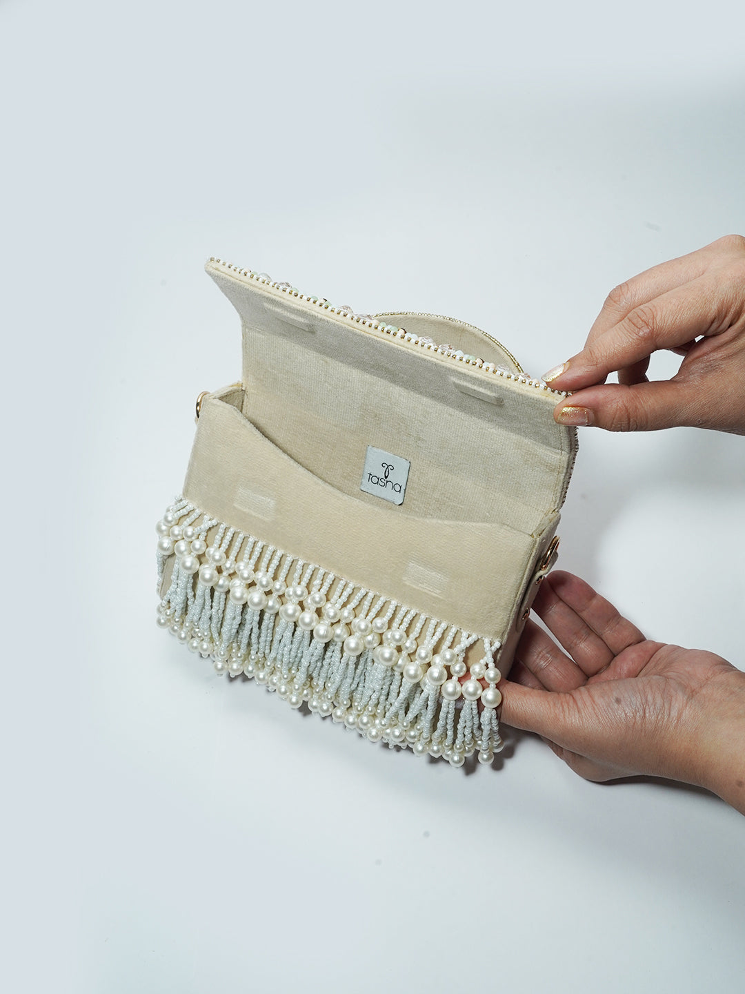 White crystal pearl Bags