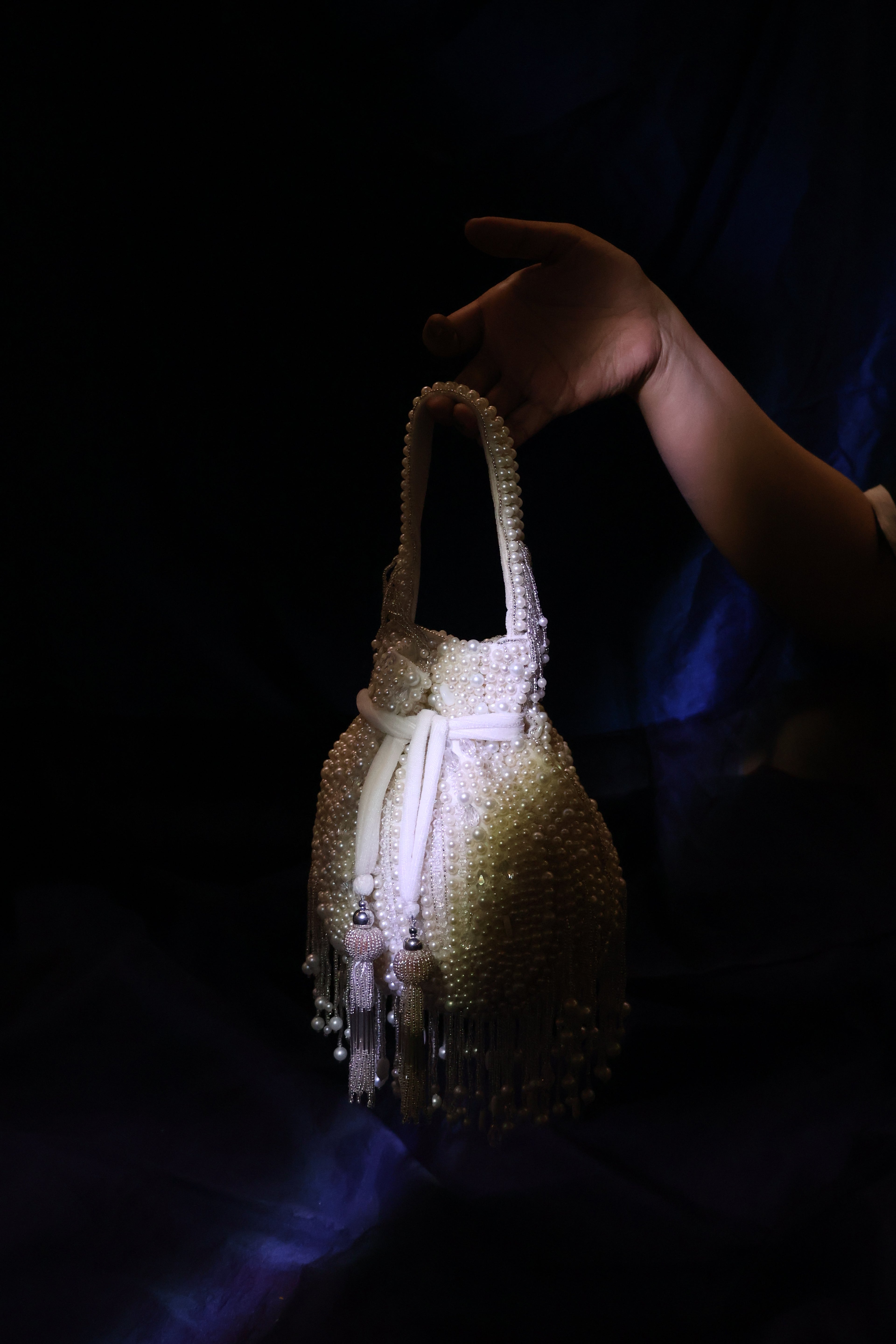 Ivory Peral Potil Bag